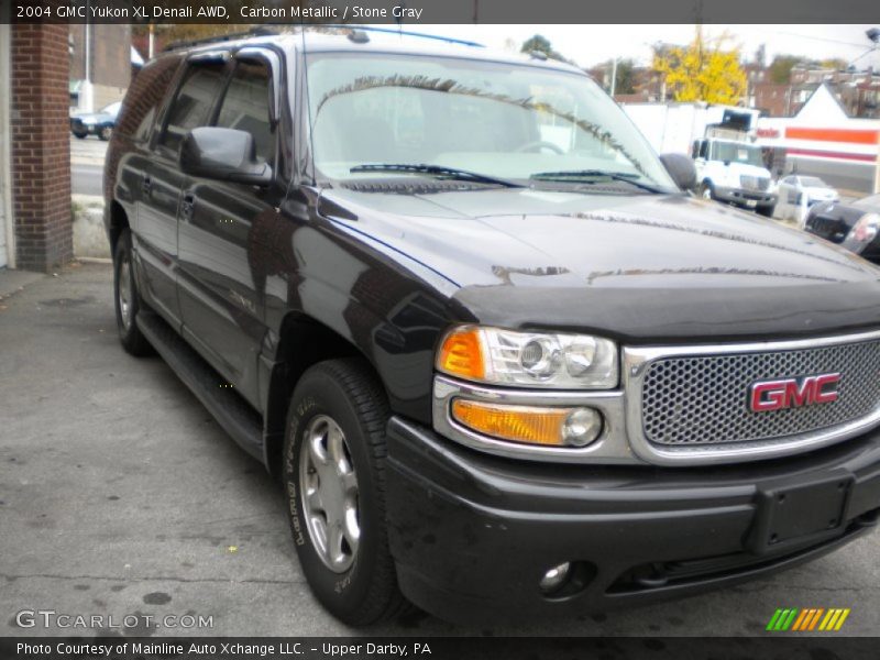 Carbon Metallic / Stone Gray 2004 GMC Yukon XL Denali AWD