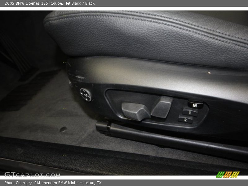 Jet Black / Black 2009 BMW 1 Series 135i Coupe