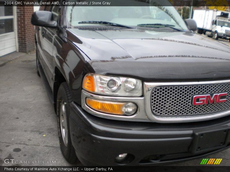 Carbon Metallic / Stone Gray 2004 GMC Yukon XL Denali AWD