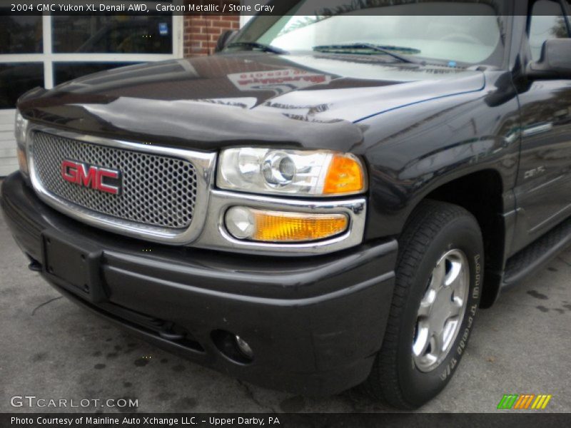 Carbon Metallic / Stone Gray 2004 GMC Yukon XL Denali AWD