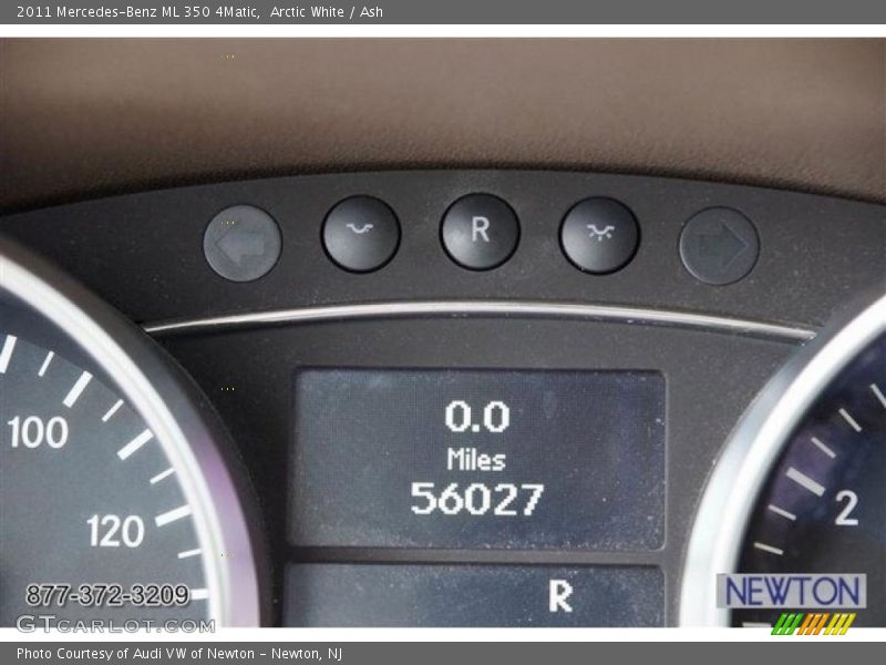 Arctic White / Ash 2011 Mercedes-Benz ML 350 4Matic