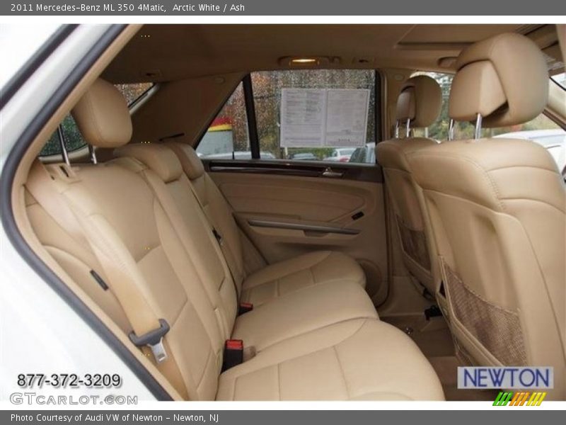 Arctic White / Ash 2011 Mercedes-Benz ML 350 4Matic