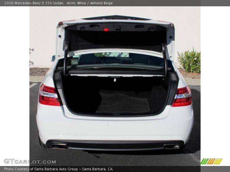 Arctic White / Almond Beige 2010 Mercedes-Benz E 350 Sedan