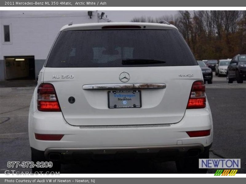 Arctic White / Ash 2011 Mercedes-Benz ML 350 4Matic