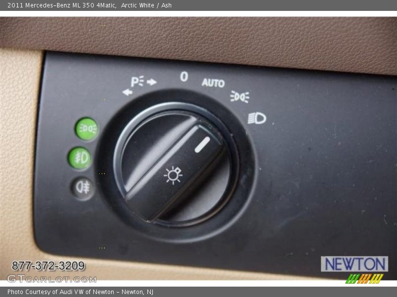 Arctic White / Ash 2011 Mercedes-Benz ML 350 4Matic