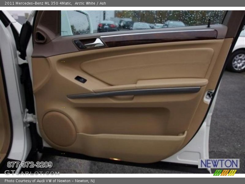 Arctic White / Ash 2011 Mercedes-Benz ML 350 4Matic