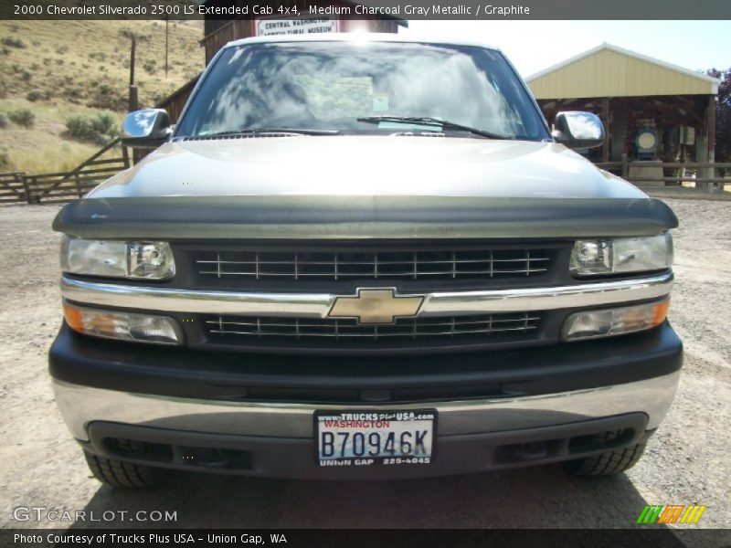 Medium Charcoal Gray Metallic / Graphite 2000 Chevrolet Silverado 2500 LS Extended Cab 4x4