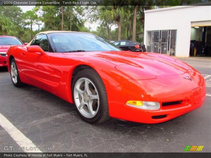 Torch Red / Light Oak 2000 Chevrolet Corvette Convertible