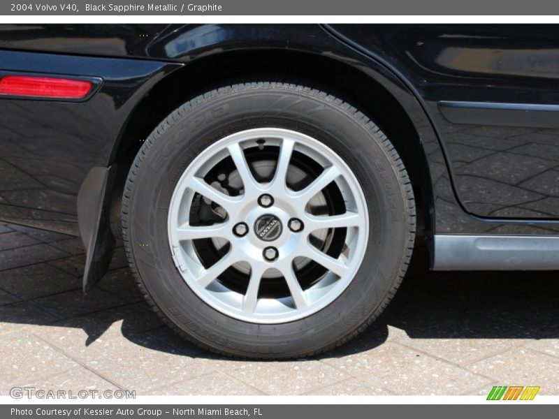  2004 V40  Wheel