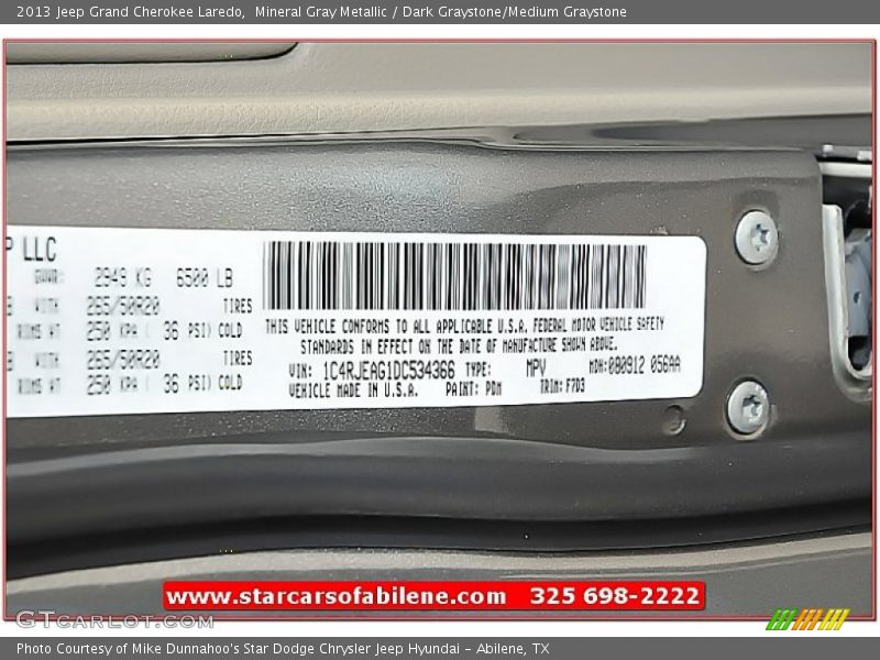 Mineral Gray Metallic / Dark Graystone/Medium Graystone 2013 Jeep Grand Cherokee Laredo