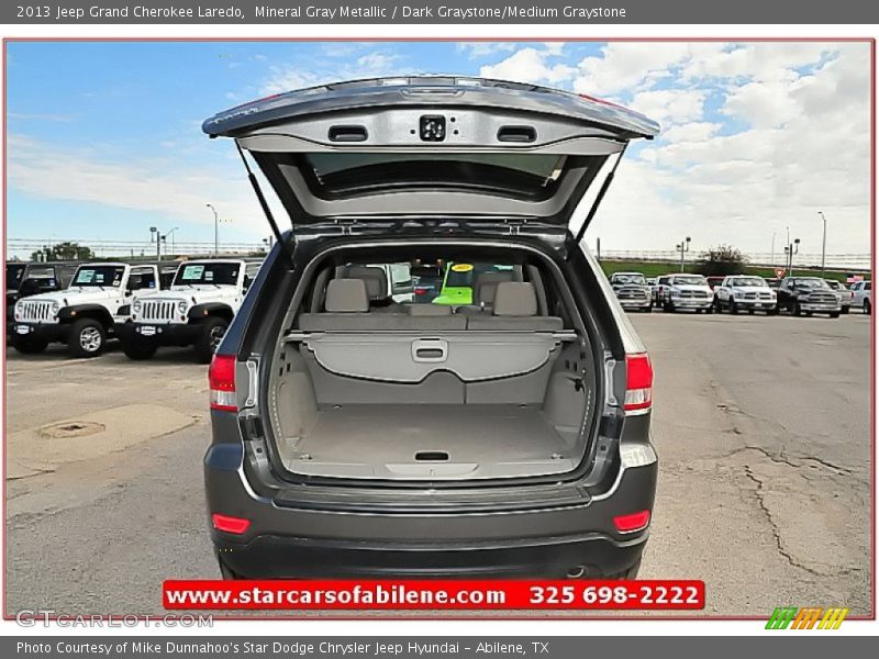 Mineral Gray Metallic / Dark Graystone/Medium Graystone 2013 Jeep Grand Cherokee Laredo