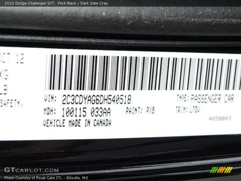 Pitch Black / Dark Slate Gray 2013 Dodge Challenger SXT