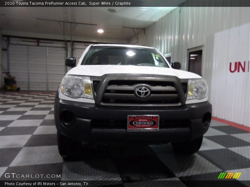 Super White / Graphite 2010 Toyota Tacoma PreRunner Access Cab