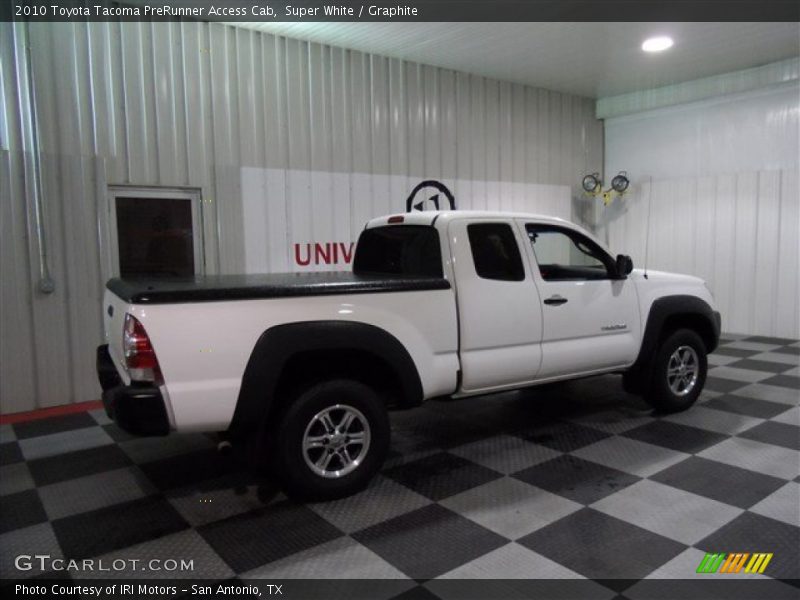 Super White / Graphite 2010 Toyota Tacoma PreRunner Access Cab