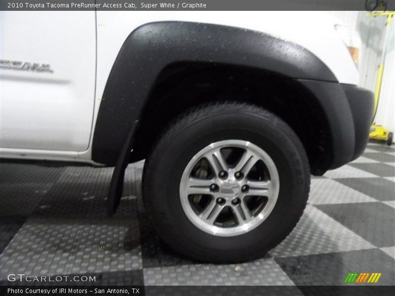 Super White / Graphite 2010 Toyota Tacoma PreRunner Access Cab