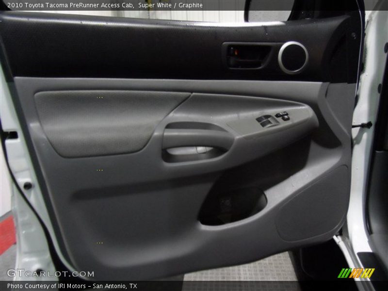 Super White / Graphite 2010 Toyota Tacoma PreRunner Access Cab