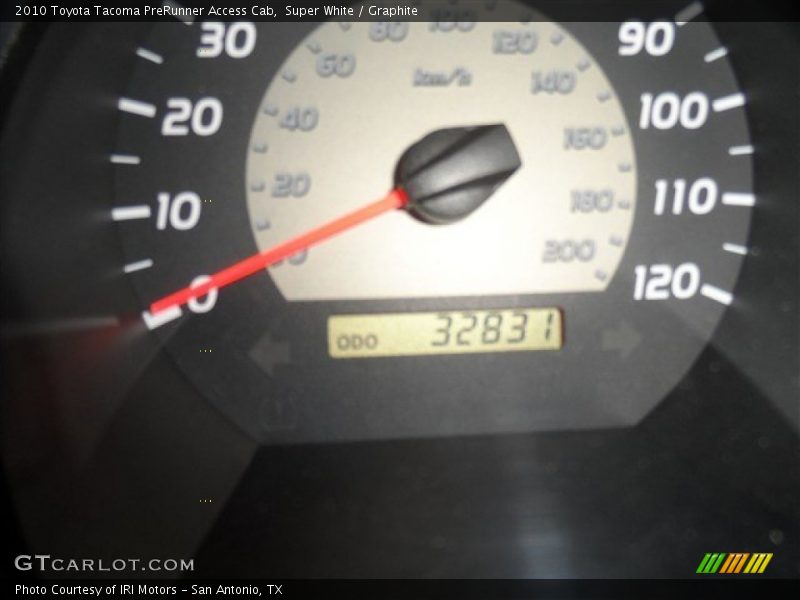 Super White / Graphite 2010 Toyota Tacoma PreRunner Access Cab