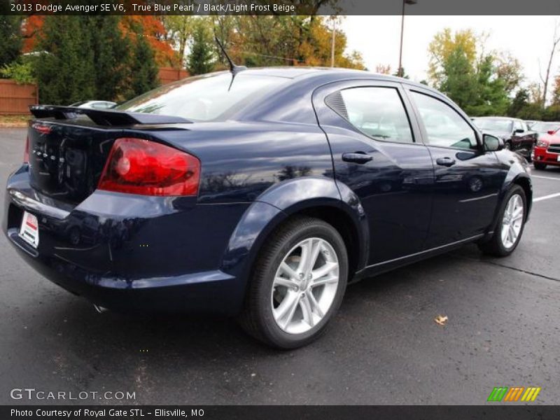 True Blue Pearl / Black/Light Frost Beige 2013 Dodge Avenger SE V6