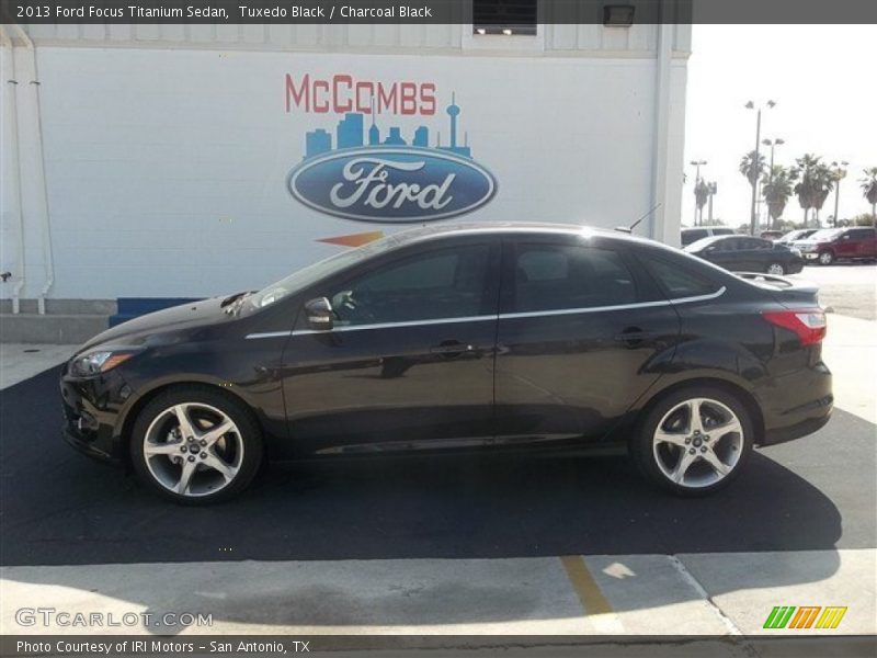 Tuxedo Black / Charcoal Black 2013 Ford Focus Titanium Sedan