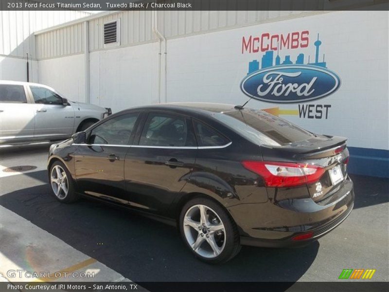 Tuxedo Black / Charcoal Black 2013 Ford Focus Titanium Sedan