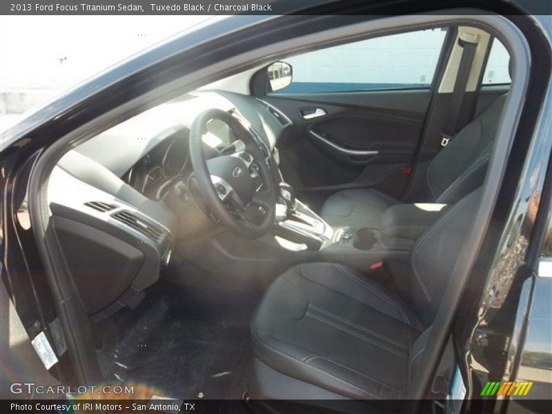 Tuxedo Black / Charcoal Black 2013 Ford Focus Titanium Sedan