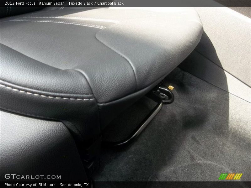 Tuxedo Black / Charcoal Black 2013 Ford Focus Titanium Sedan