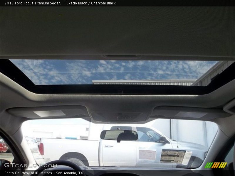 Tuxedo Black / Charcoal Black 2013 Ford Focus Titanium Sedan