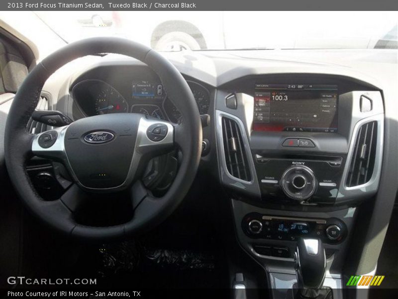 Tuxedo Black / Charcoal Black 2013 Ford Focus Titanium Sedan