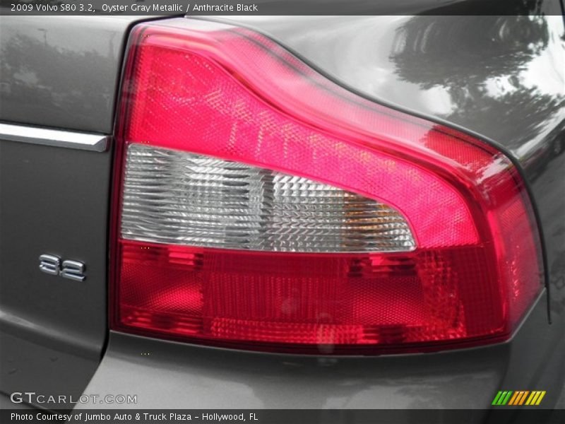 Oyster Gray Metallic / Anthracite Black 2009 Volvo S80 3.2
