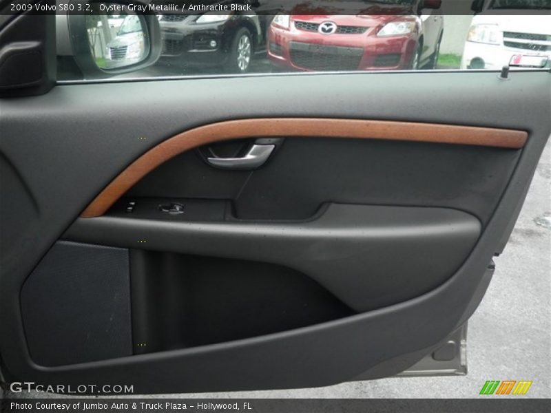 Oyster Gray Metallic / Anthracite Black 2009 Volvo S80 3.2