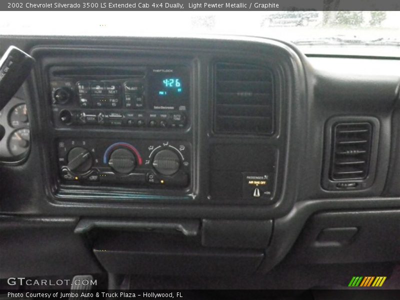 Light Pewter Metallic / Graphite 2002 Chevrolet Silverado 3500 LS Extended Cab 4x4 Dually