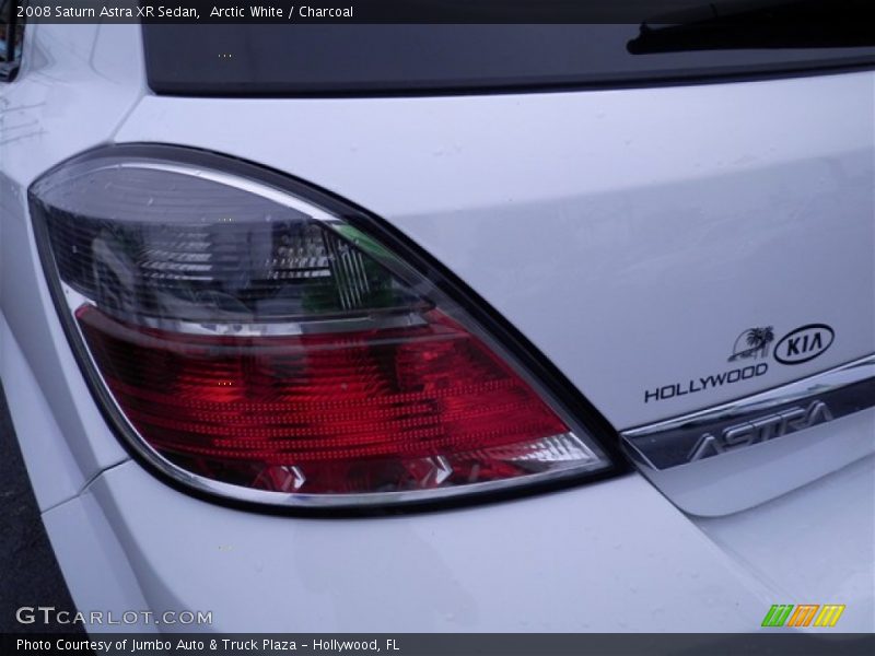 Arctic White / Charcoal 2008 Saturn Astra XR Sedan