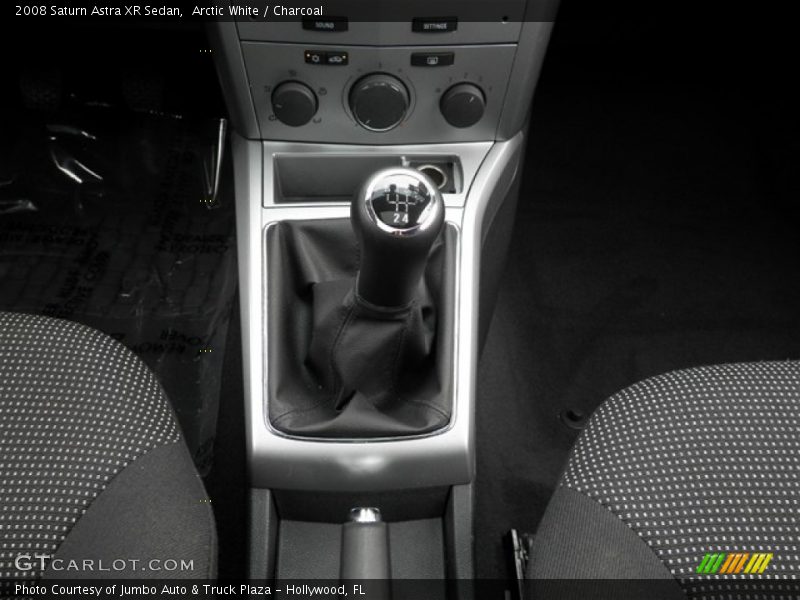 Arctic White / Charcoal 2008 Saturn Astra XR Sedan
