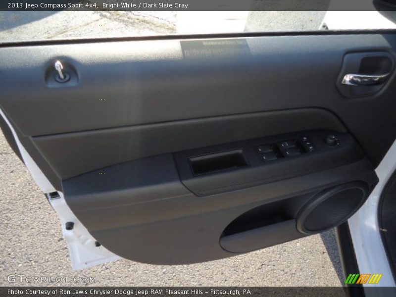 Bright White / Dark Slate Gray 2013 Jeep Compass Sport 4x4
