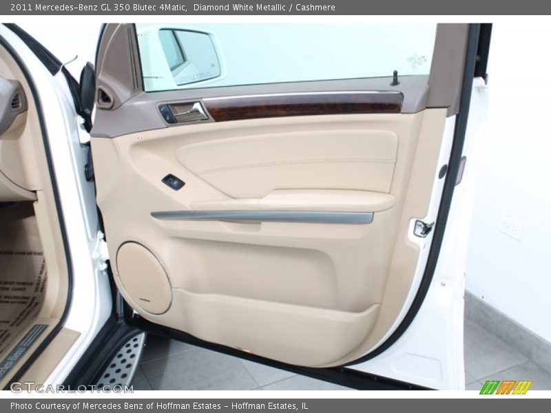 Diamond White Metallic / Cashmere 2011 Mercedes-Benz GL 350 Blutec 4Matic