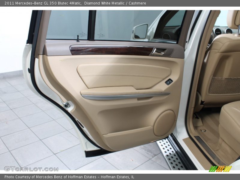 Diamond White Metallic / Cashmere 2011 Mercedes-Benz GL 350 Blutec 4Matic