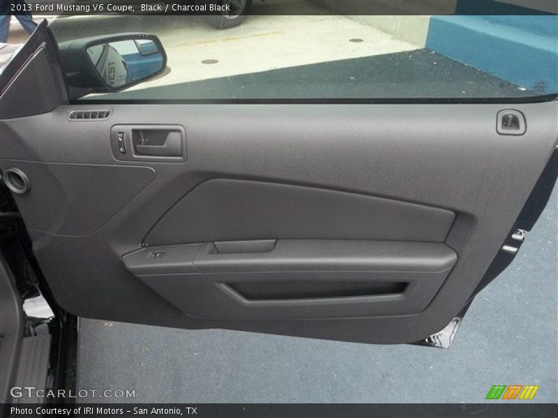 Black / Charcoal Black 2013 Ford Mustang V6 Coupe