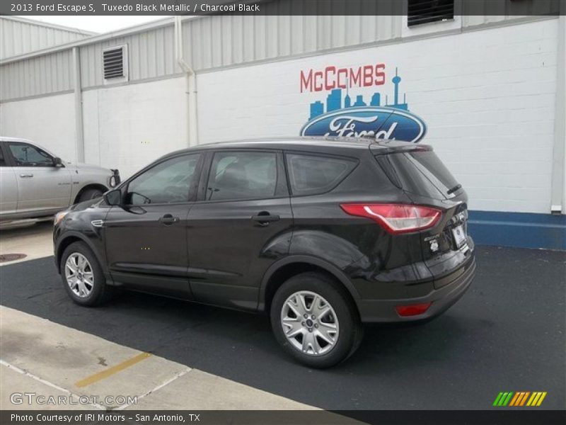 Tuxedo Black Metallic / Charcoal Black 2013 Ford Escape S