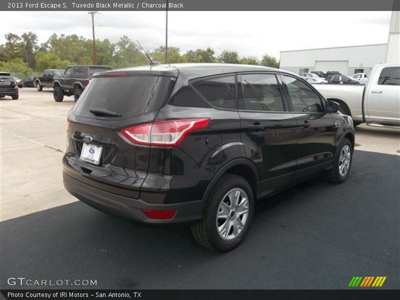 Tuxedo Black Metallic / Charcoal Black 2013 Ford Escape S