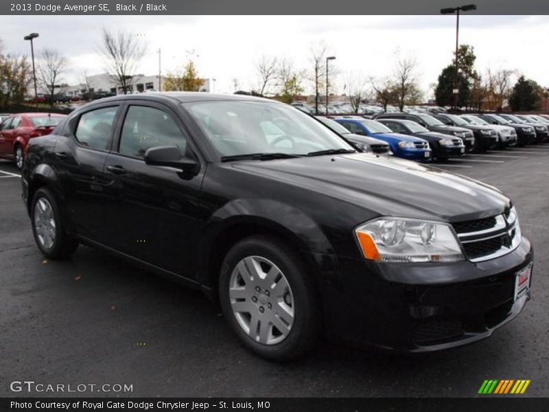 Black / Black 2013 Dodge Avenger SE