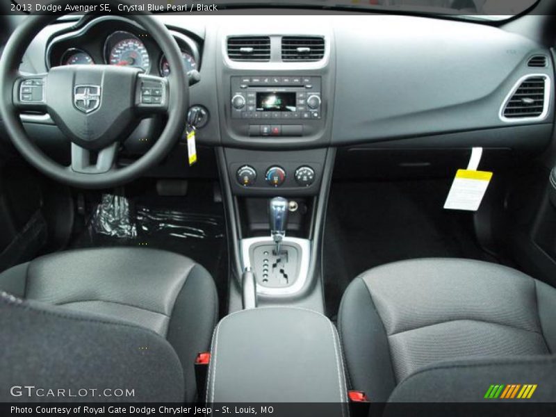 Crystal Blue Pearl / Black 2013 Dodge Avenger SE