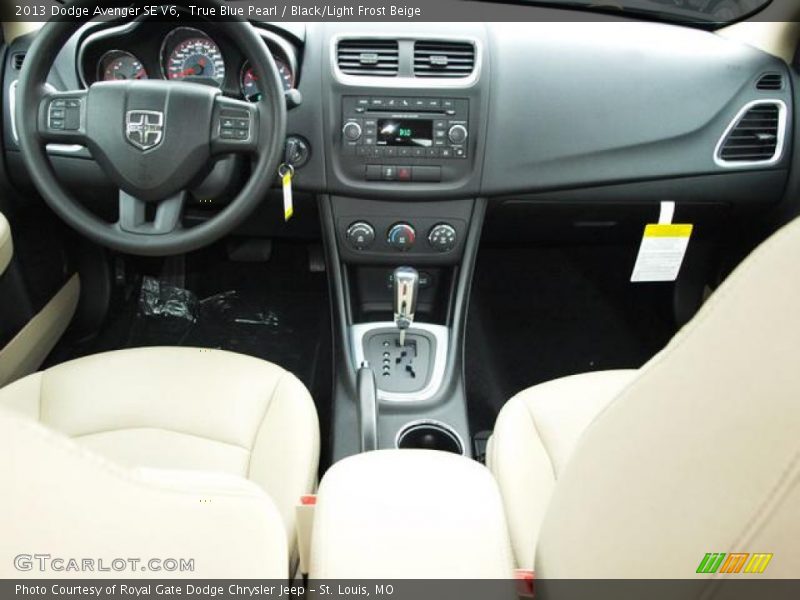 True Blue Pearl / Black/Light Frost Beige 2013 Dodge Avenger SE V6