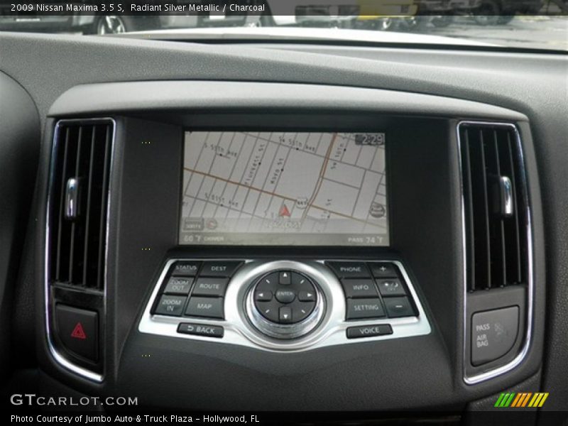 Radiant Silver Metallic / Charcoal 2009 Nissan Maxima 3.5 S