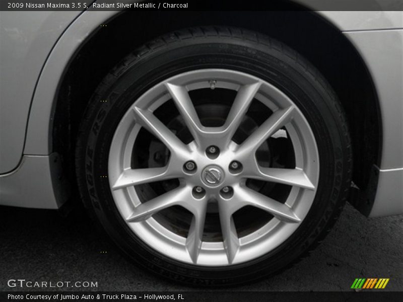 Radiant Silver Metallic / Charcoal 2009 Nissan Maxima 3.5 S