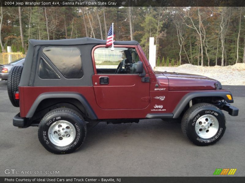Sienna Pearl / Dark Slate Gray 2004 Jeep Wrangler Sport 4x4