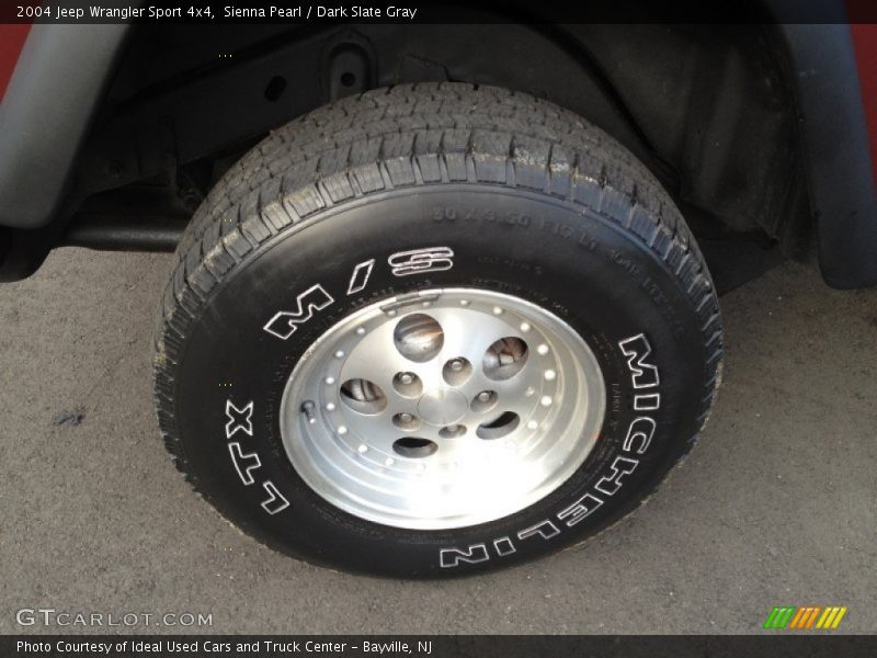 Sienna Pearl / Dark Slate Gray 2004 Jeep Wrangler Sport 4x4