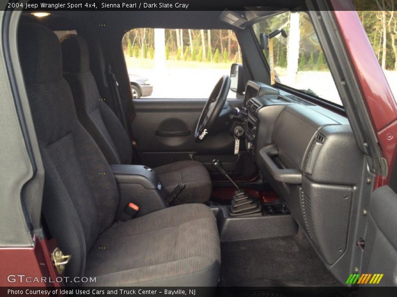Sienna Pearl / Dark Slate Gray 2004 Jeep Wrangler Sport 4x4