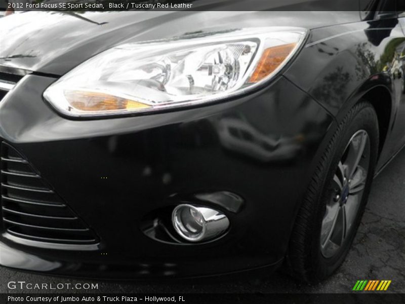Black / Tuscany Red Leather 2012 Ford Focus SE Sport Sedan