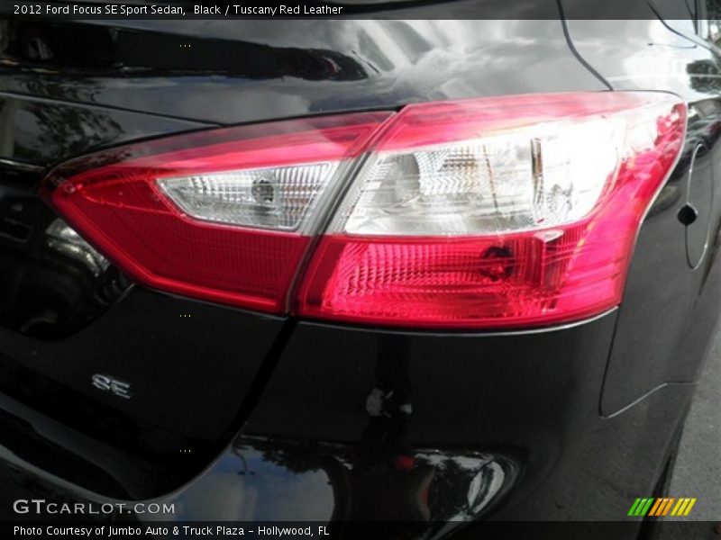 Black / Tuscany Red Leather 2012 Ford Focus SE Sport Sedan