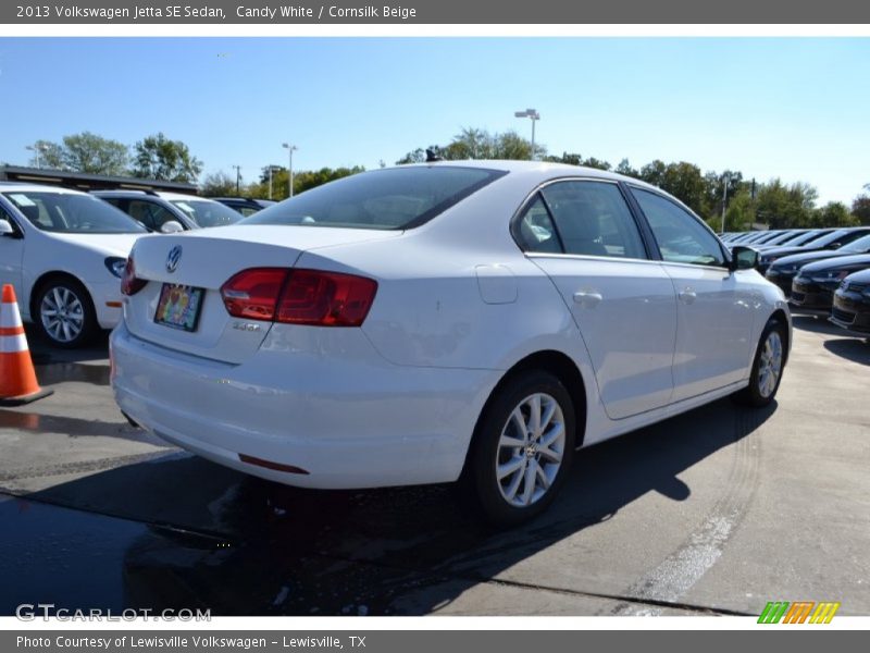 Candy White / Cornsilk Beige 2013 Volkswagen Jetta SE Sedan